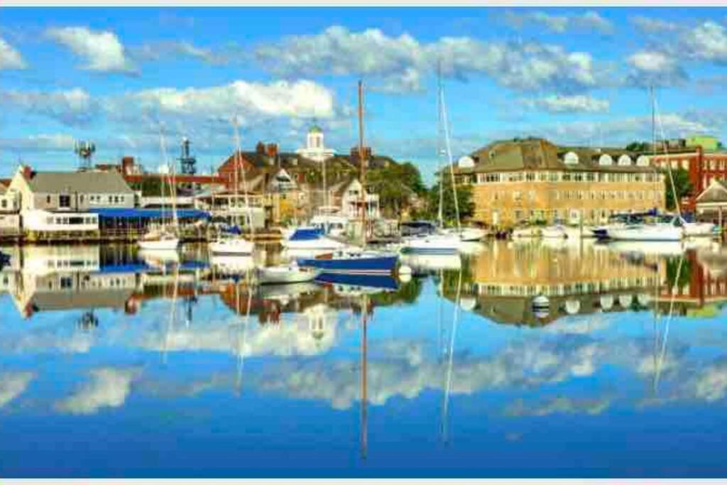 Charming Cottage Historic Falmouth Cape Cod Near Beach And Downtown 2Br 1Bath Deck Bagian luar foto