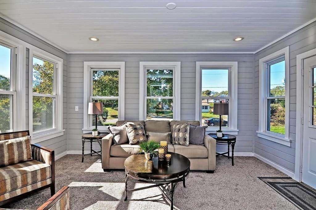 Charming Cottage Historic Falmouth Cape Cod Near Beach And Downtown 2Br 1Bath Deck Bagian luar foto