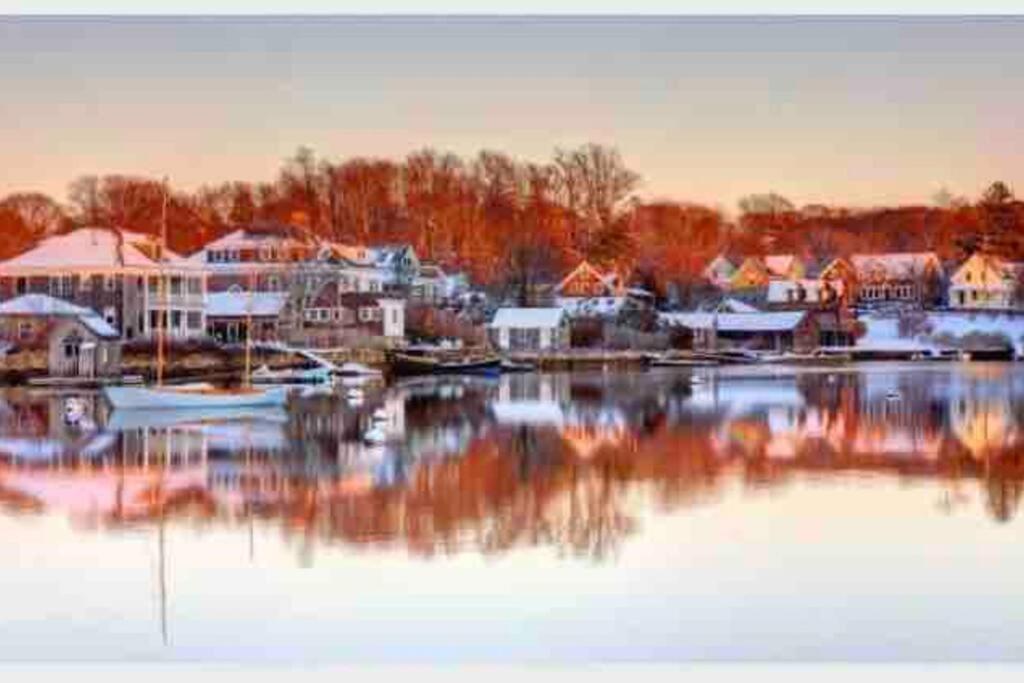 Charming Cottage Historic Falmouth Cape Cod Near Beach And Downtown 2Br 1Bath Deck Bagian luar foto
